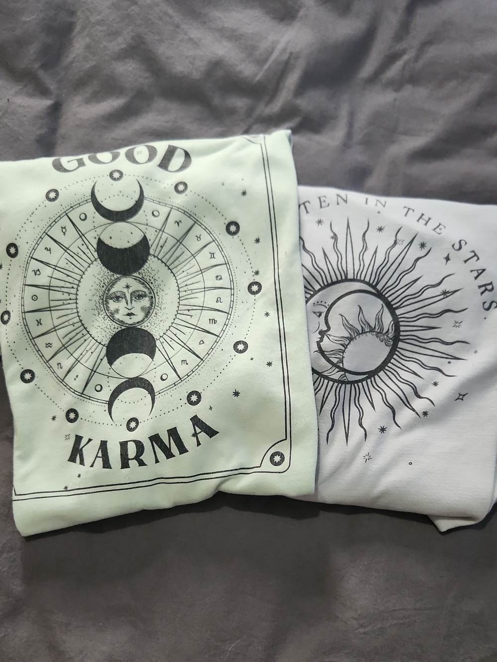 2 MEDIUM PIJAMAS SHIRTS